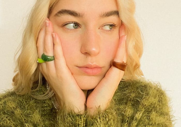 Going Solo and Experiencing Queerness Through Music: An Interview with babybl.u