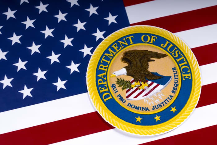 US Justice Department Challenges Alabama Law Criminalizing Trans Health Care For Minors