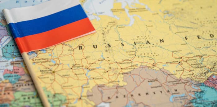 Russia Moves To Outlaw LGBTQ+ Rights Movement