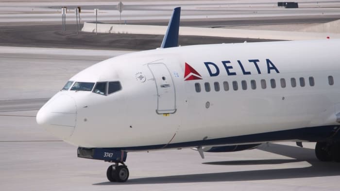 Delta Allegedly Refused To Let Non-Binary Customer Fly Despite Valid ID And Documents