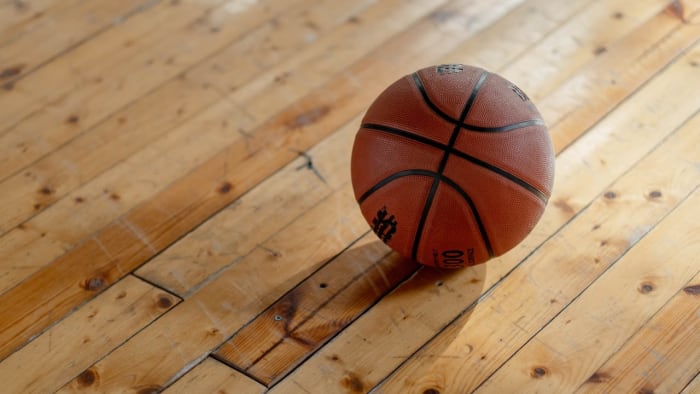 Che Flores Is NBA’s First Out Nonbinary Trans Referee