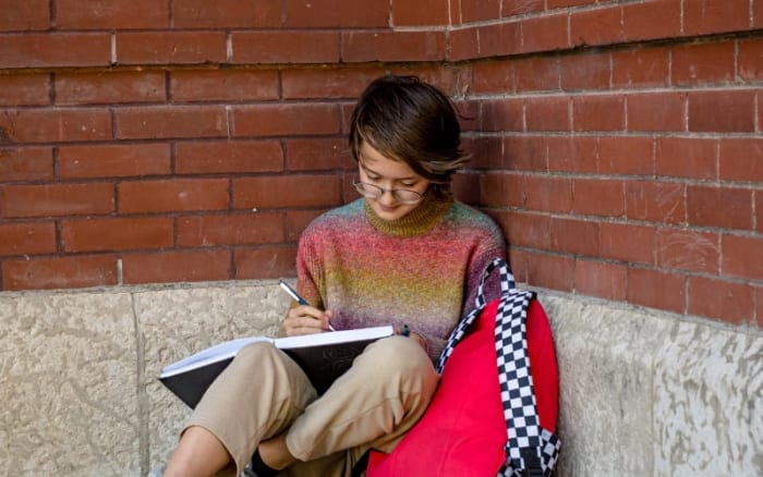 Research Reveals Double the Number of Binge Eating Disorder Among LGBTQ+ Teens
