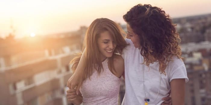 New York City Lesbian/Bi Single Mingle: Expand Your Social Circle