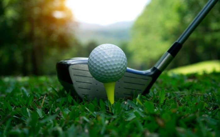 Trans golfer Hailey Davidson faces discrimination over LPGA participation