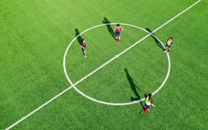 U.S.A. lesbian congresswoman Angie Craig opposes efforts to ban trans women from female sports