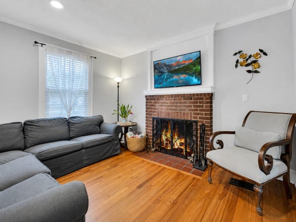 Jacksonville FL MLS real estate photography - architectural interior detail