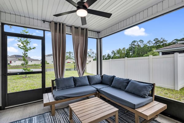 Yulee FL MLS real estate photography - living room interior