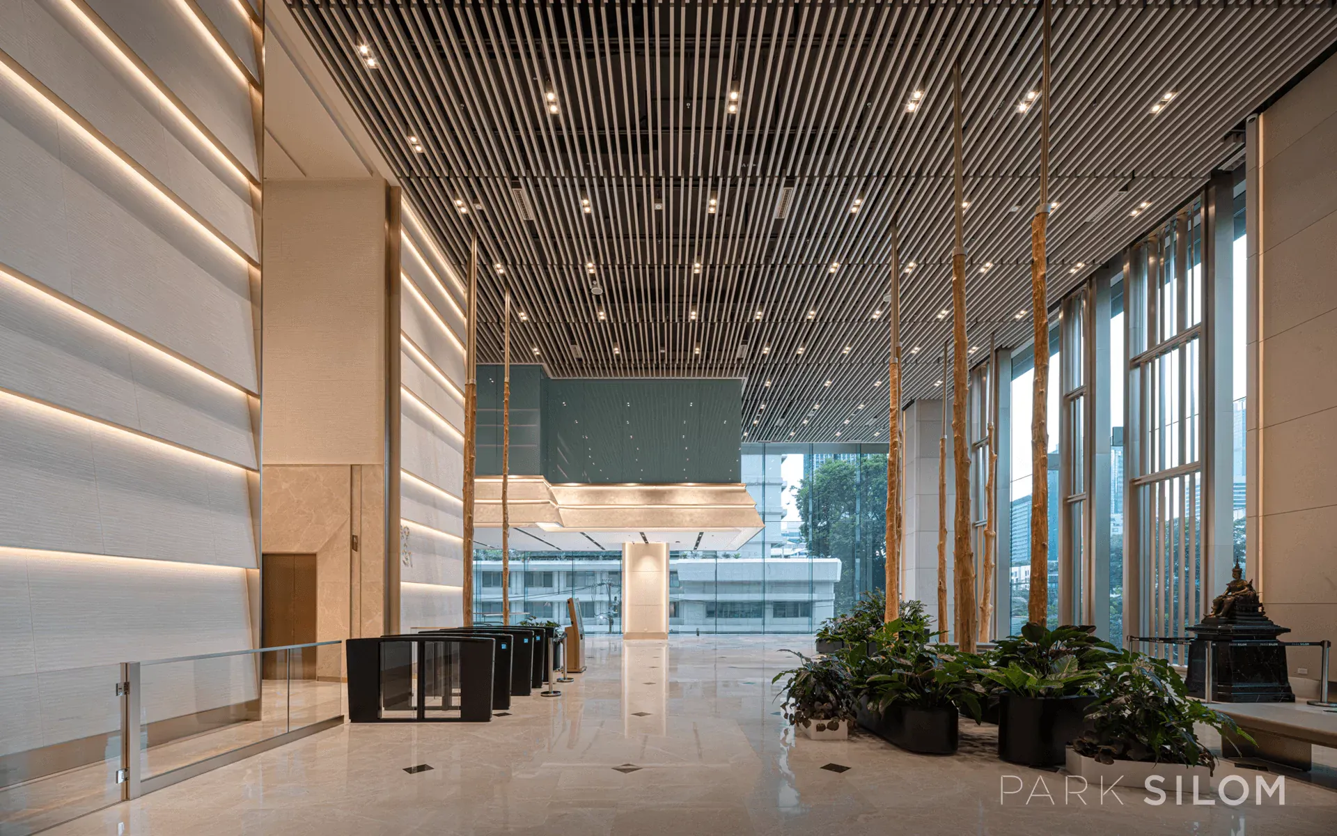 park-silom-2.webp