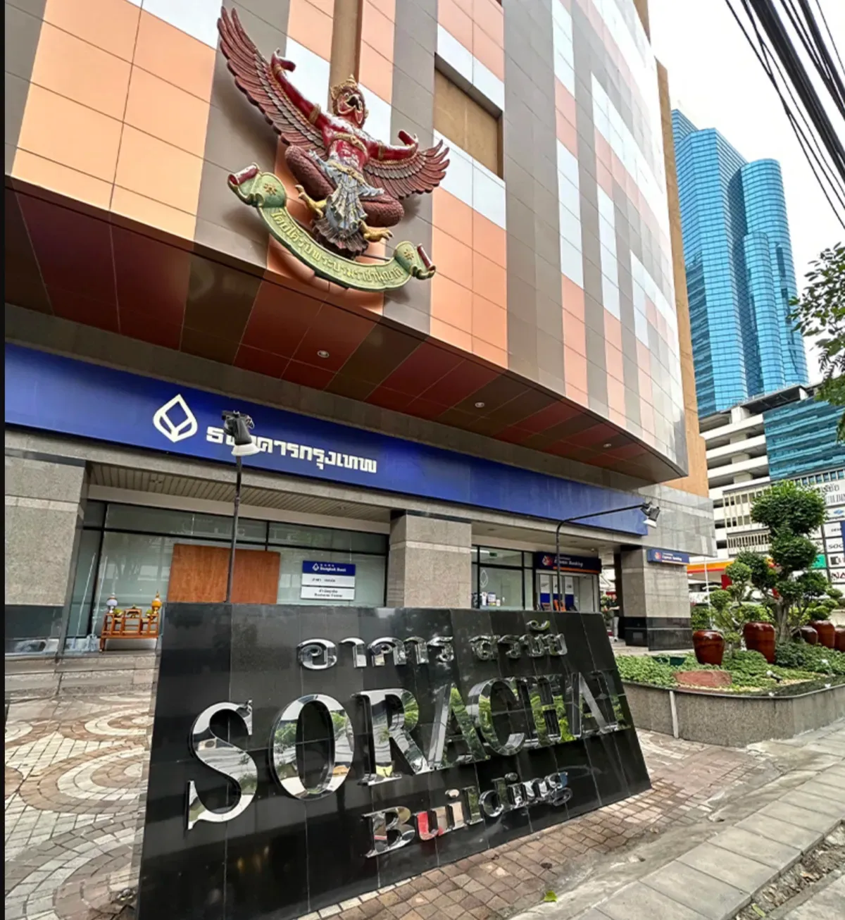 sorachai-building-office-2.webp