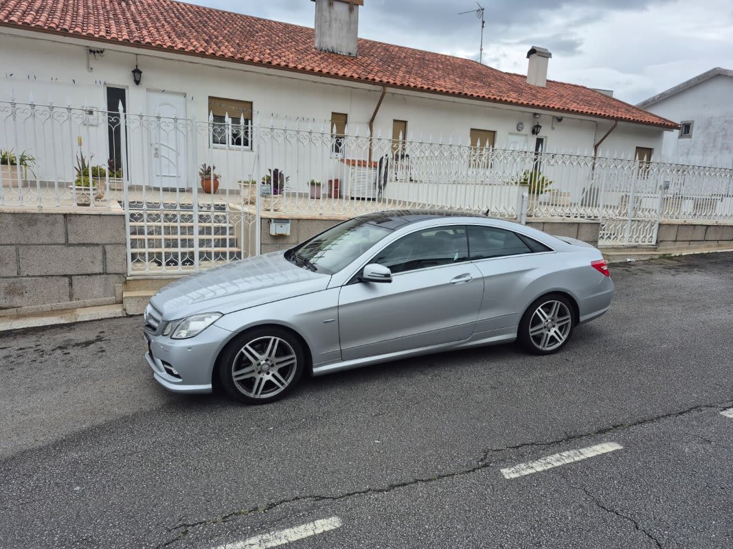 Mercedes-benz E250 CDI BlueE.Auto AMG
