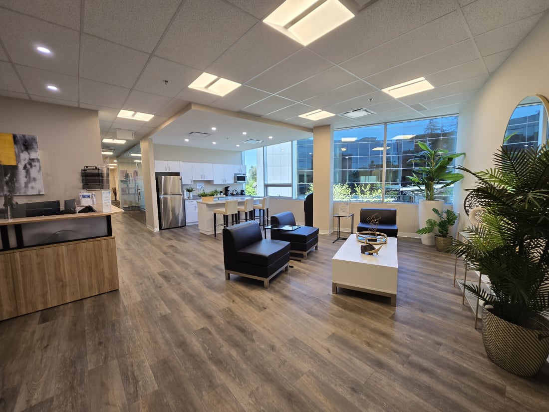 Waiting area for InRelation Psychotherapy counselling office in Surrey, BC