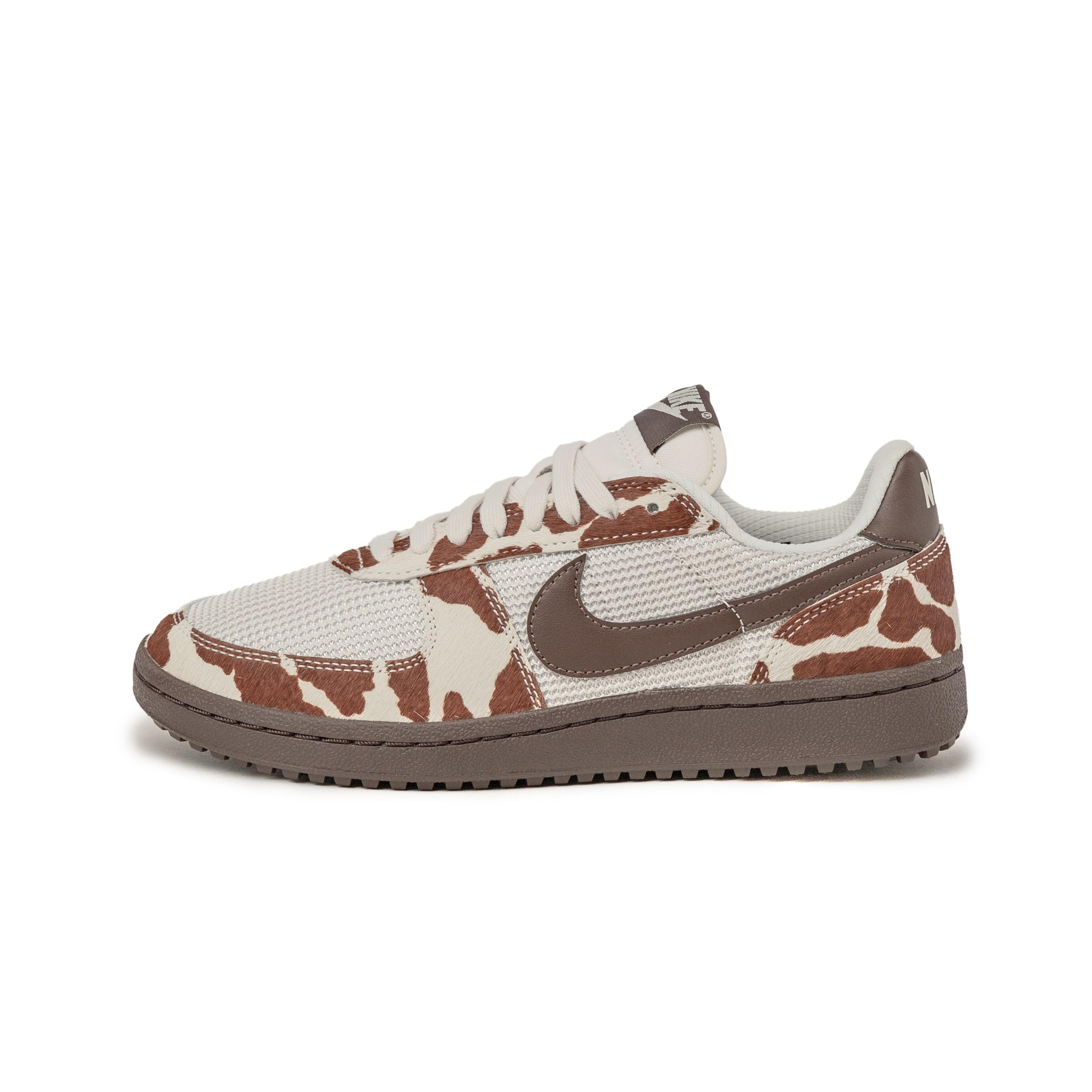 Nike Wmns Field General