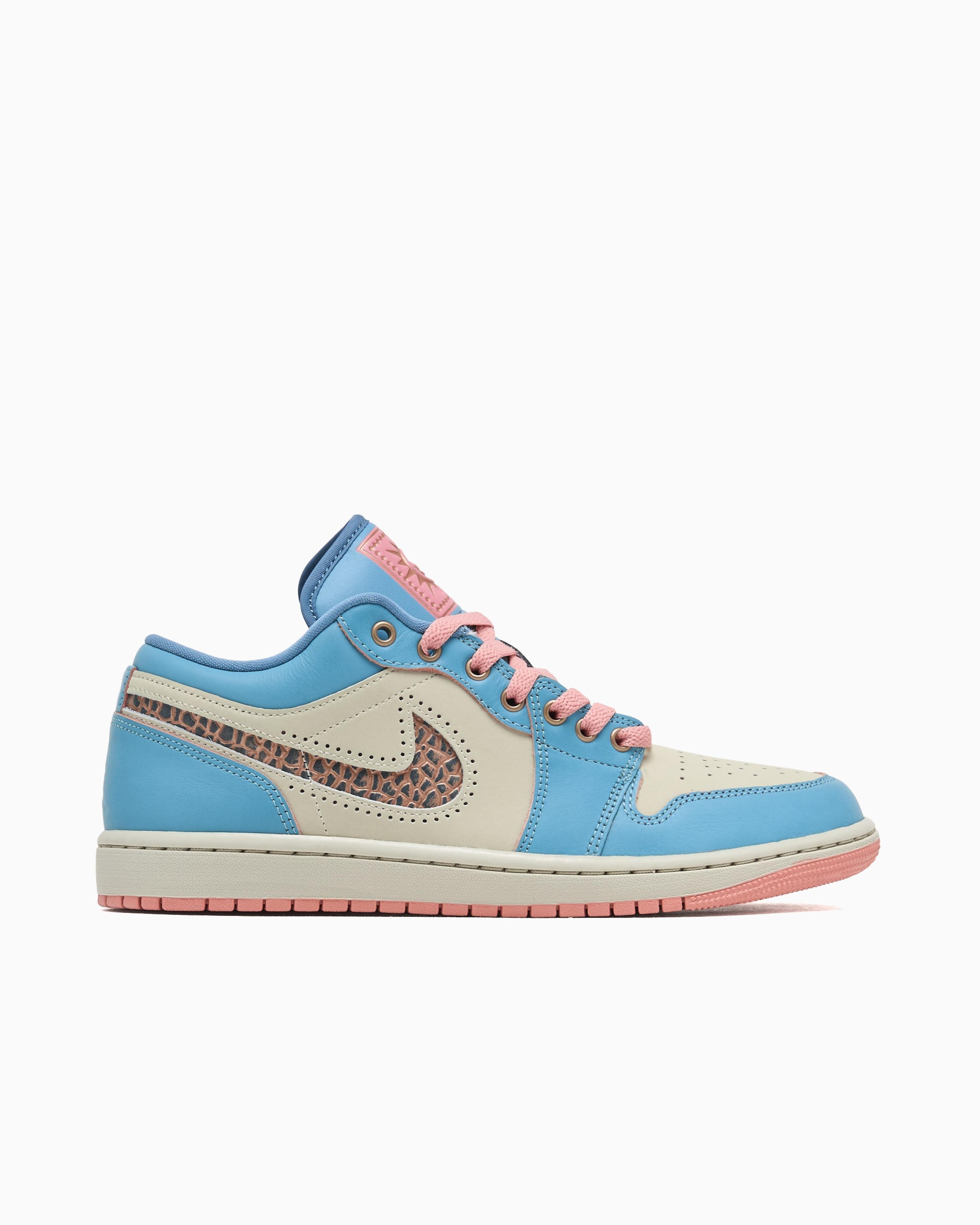 Air Jordan 1 Low SE