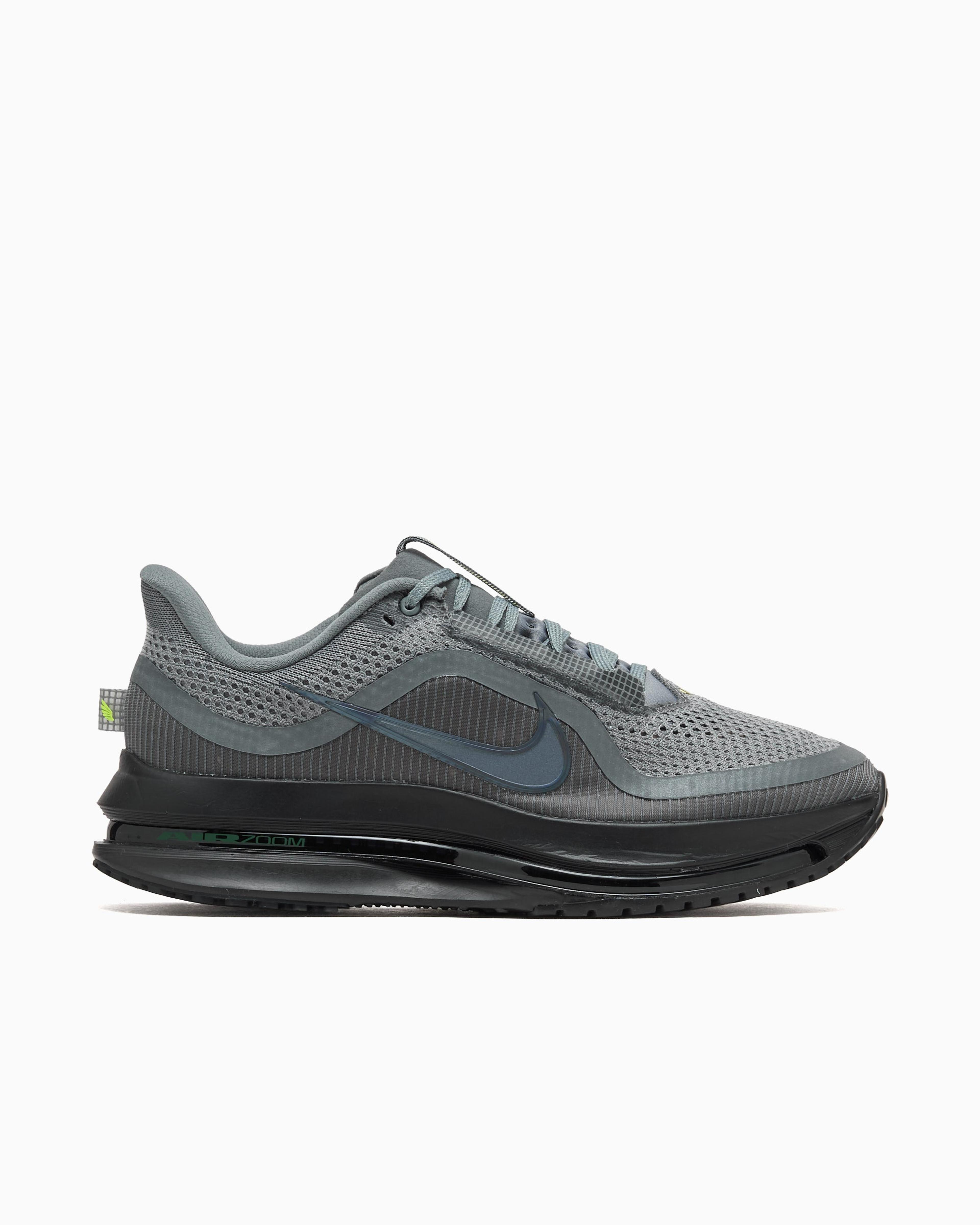 Nike Pegasus Premium