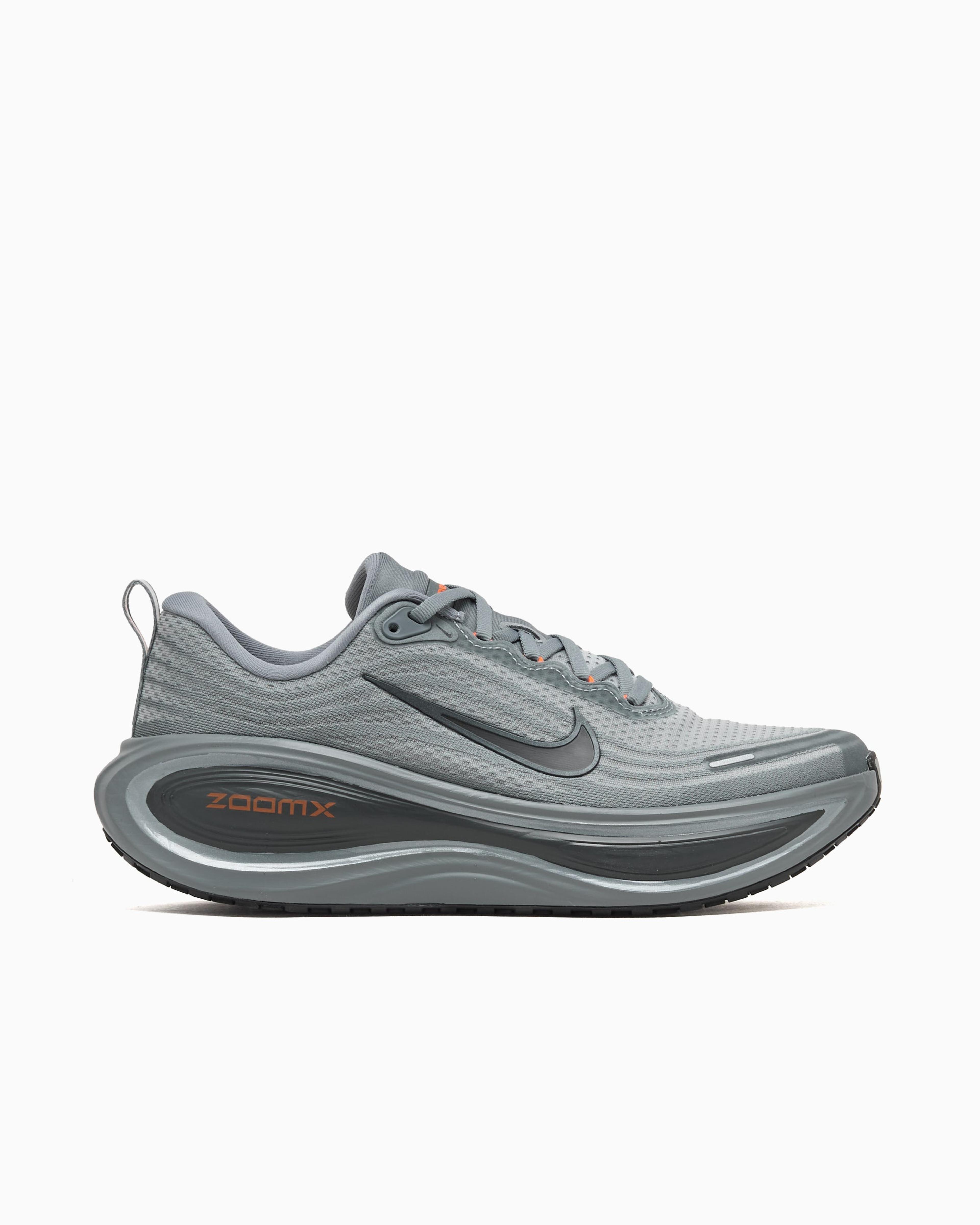Nike Vomero Plus