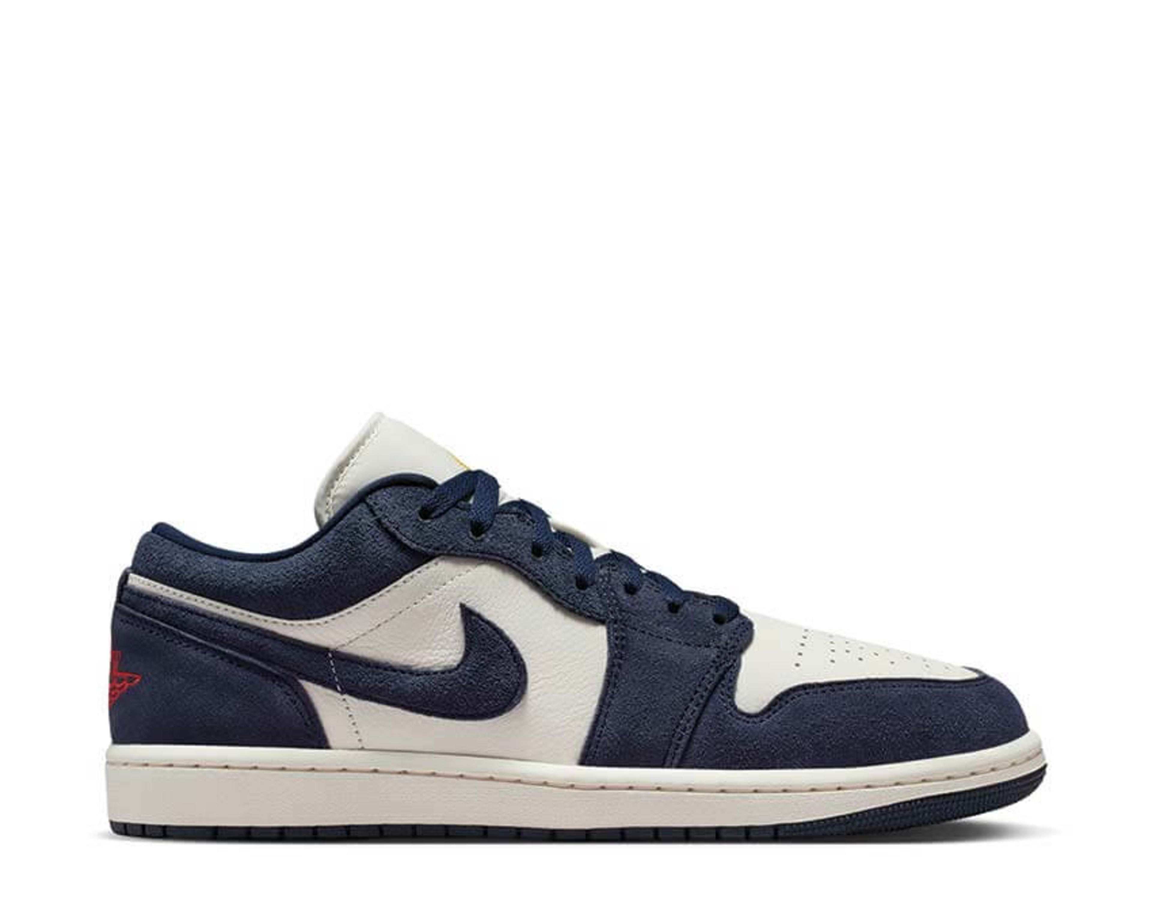 Air Jordan 1 Low SE "Obsidian"
