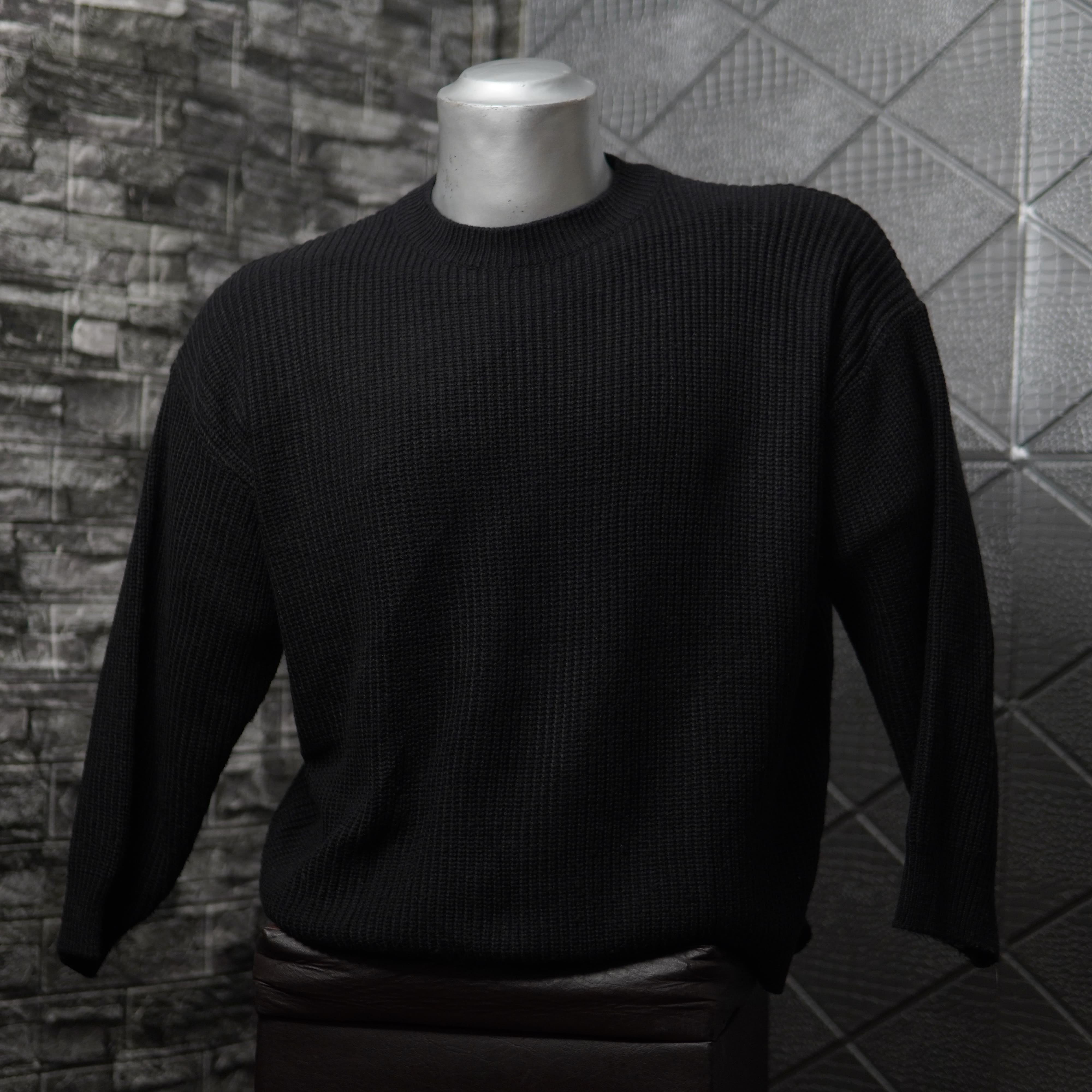 🟡 Suéter cuello redondo con textura coreana Negro - Talla L