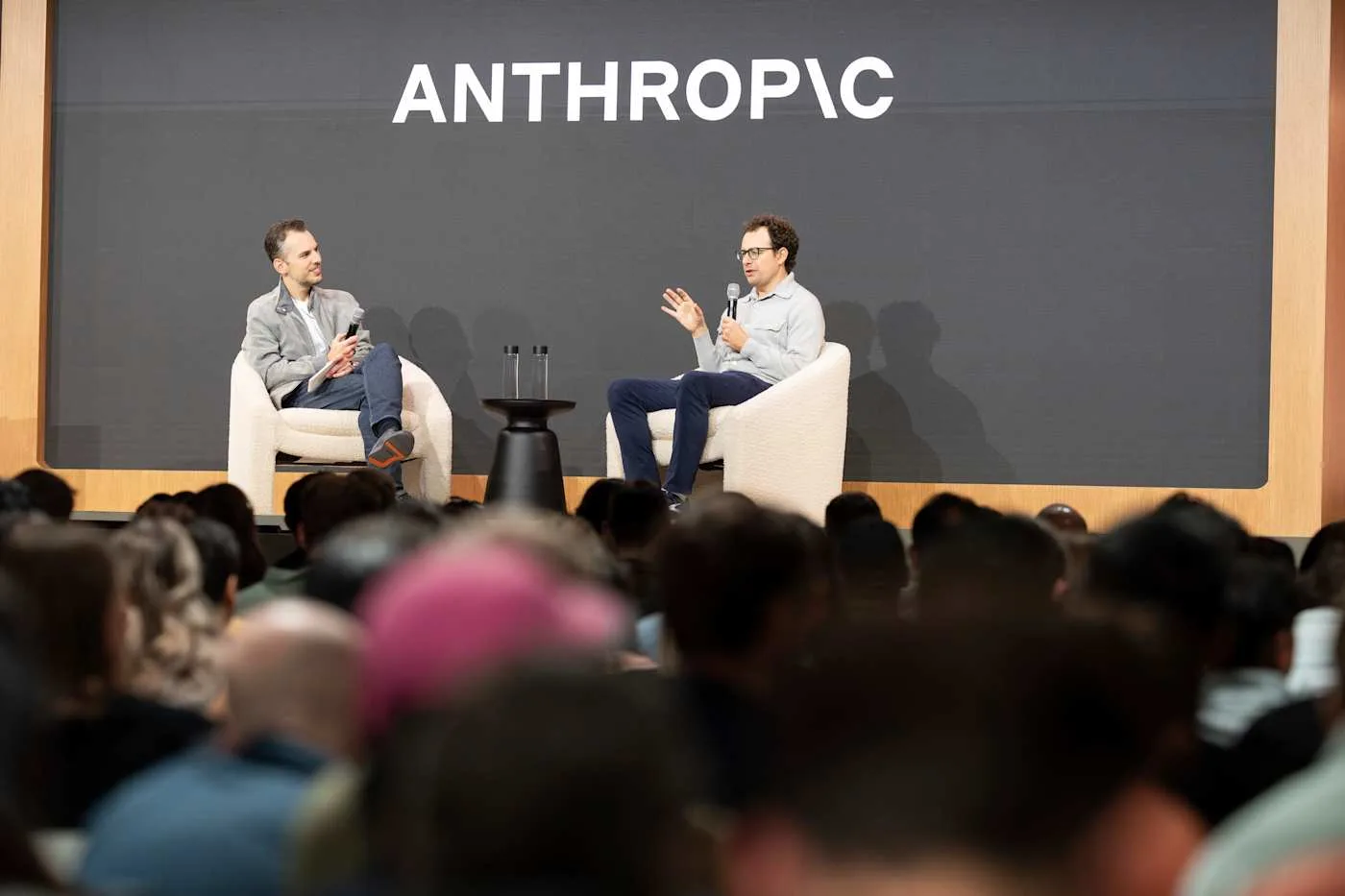 Anthropic Abre Oficina en DC en Medio de Disputa con el Pentágono