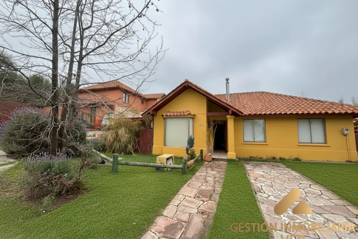 Casa Arrayan, 4d 2b, Piscina, Hacienda El Peñon