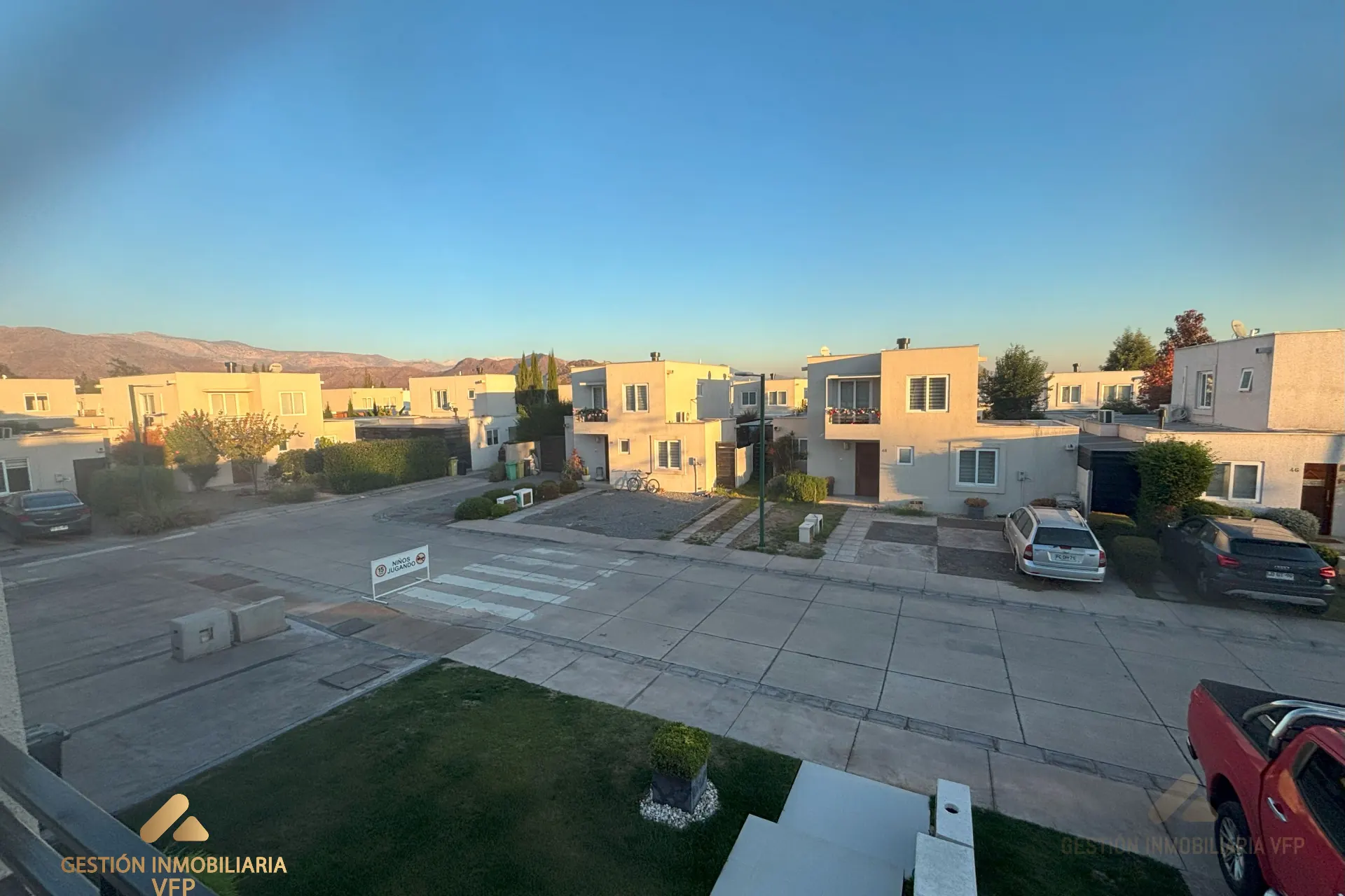 Venta Casa Mediterránea Semi Nueva Chicureo 4d3b Moderna, foto 4