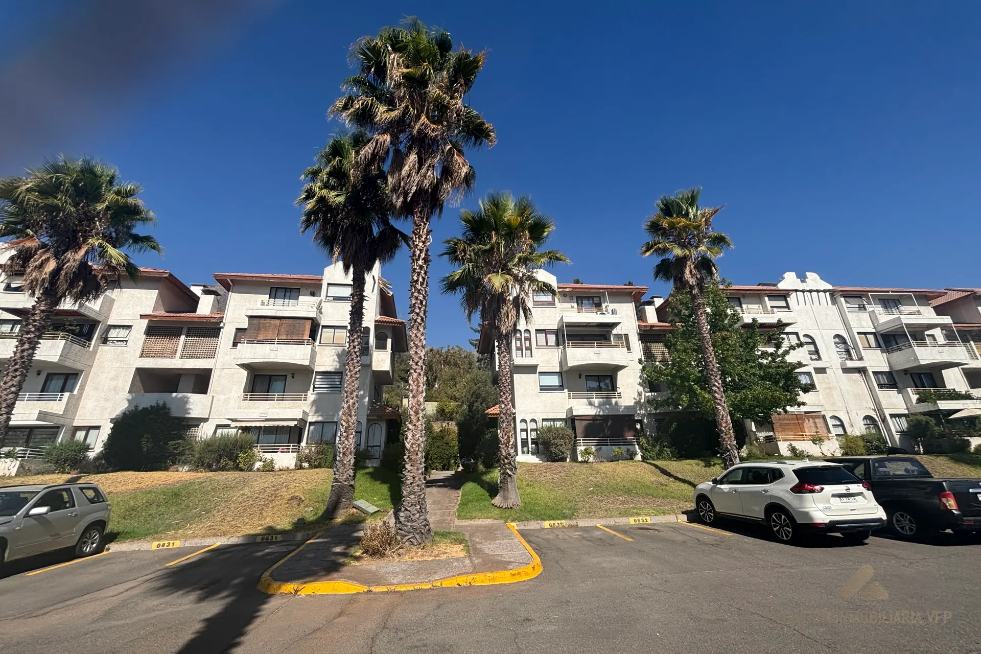 Venta Depto tipo Town House en Peñalolen, Condominio Las Palmas, foto 2