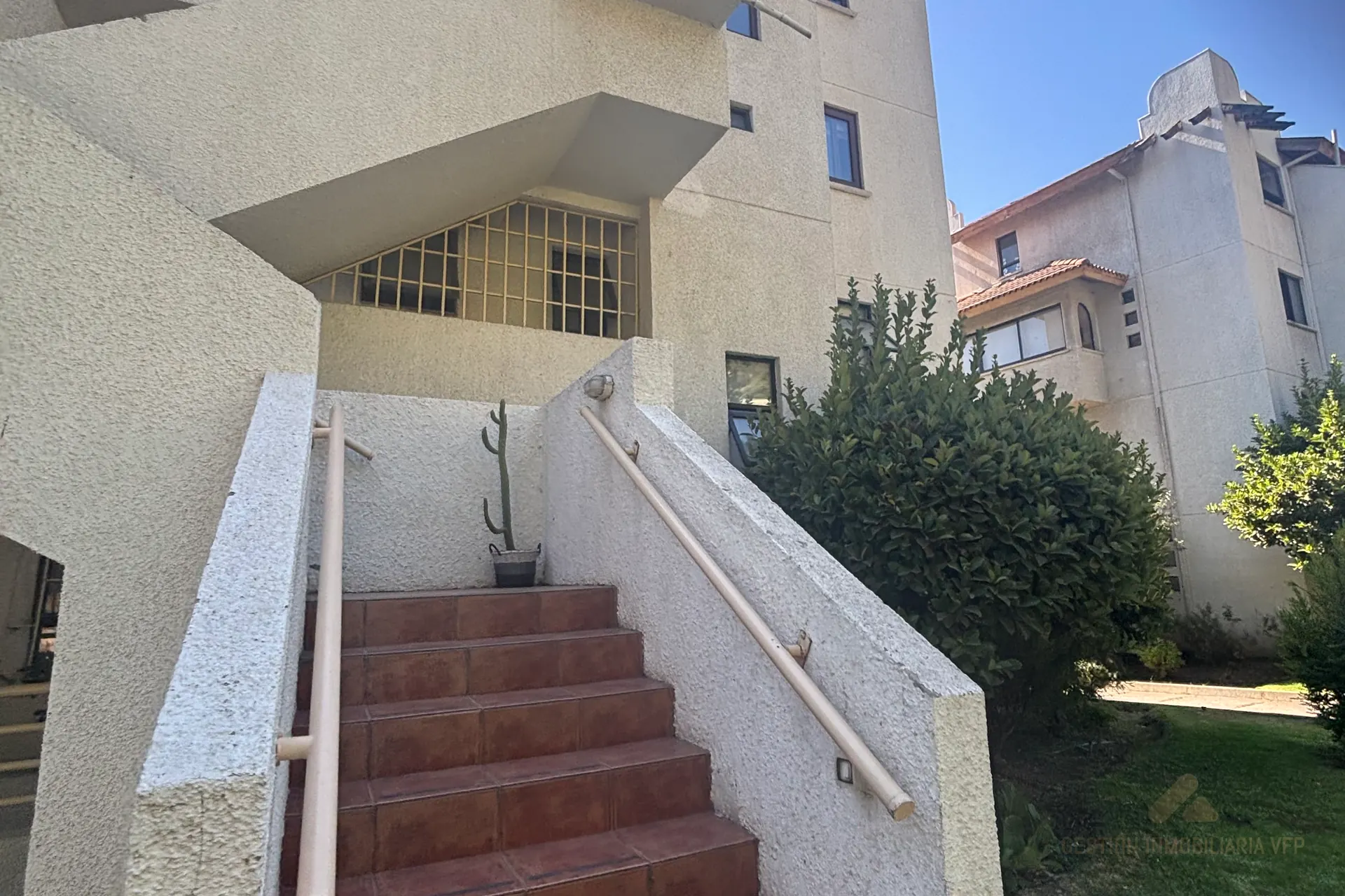 Venta Depto tipo Town House en Peñalolen, Condominio Las Palmas, foto 3