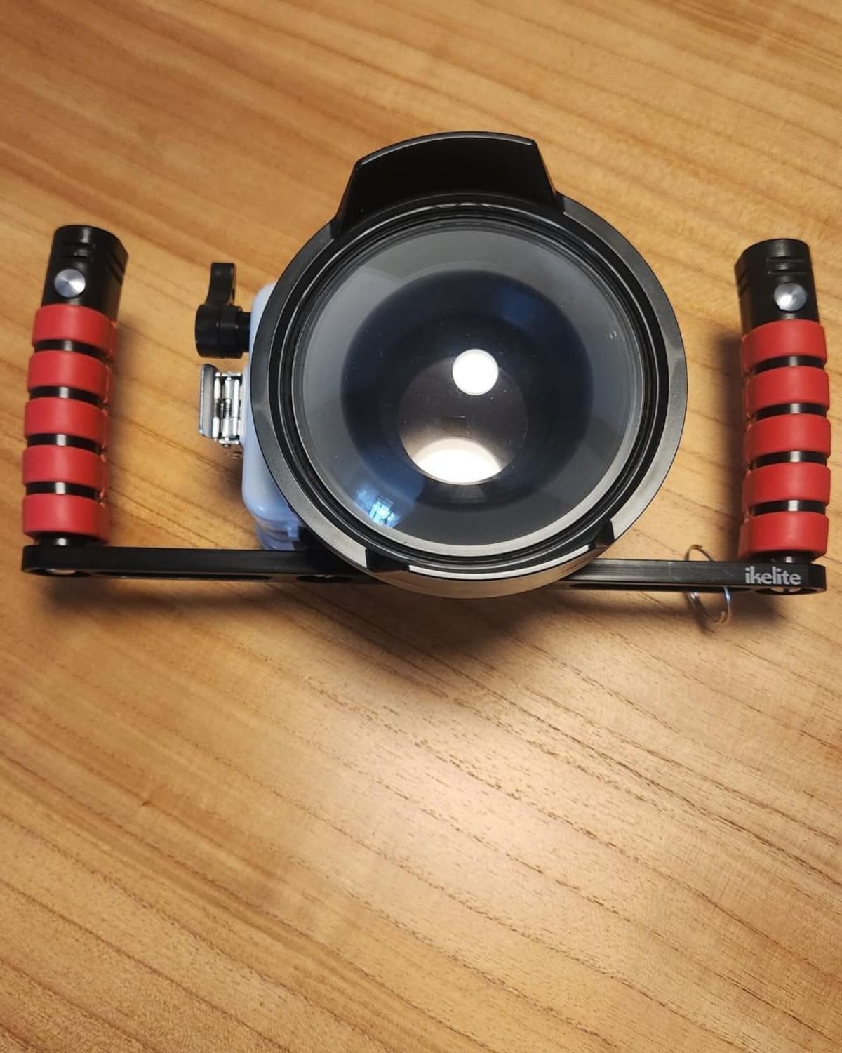 Kit de Fotografia Subaquática Completo – Sony RX100 VI + Ikelite