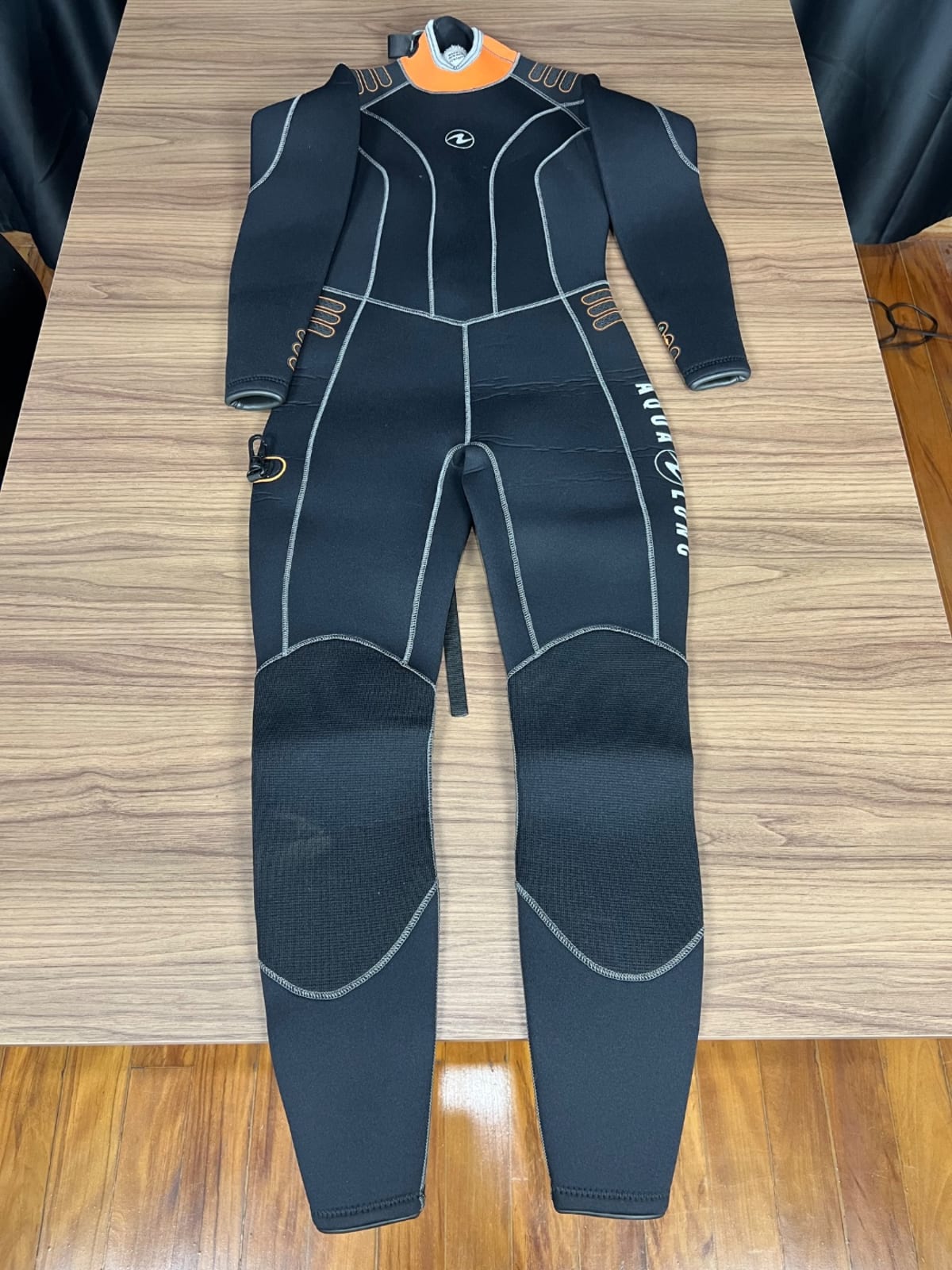 Roupa Aqualung 5mm Pequena