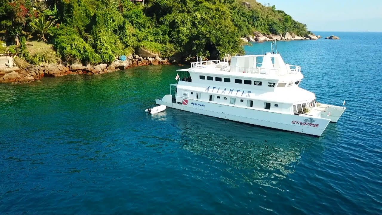 Liveaboard em Ilha Grande: a aventura a bordo do Enterprise no Mar de Fora