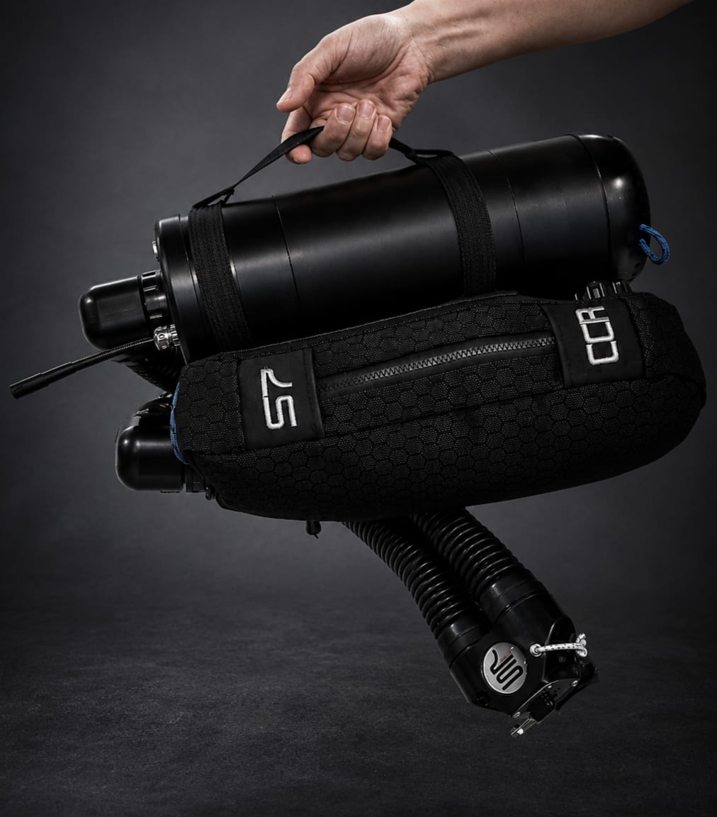 Rebreather S7 montado, foto de estúdio