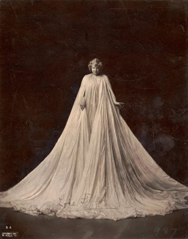 1900. Loïe Fuller. La danse serpentine