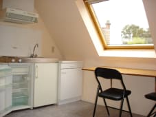 Studio (loyer charges comprises)