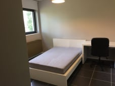 PRACHTIGE KOTEN met EIGEN BADKAMER IN GENK CENTRUM