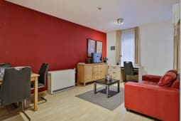 Rent 1 bedroom apartment of 55 m² in Schaarbeek