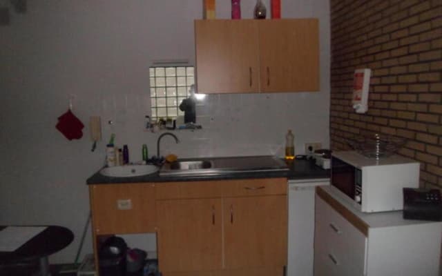 Cuarto Room with private kitchen imagen 4