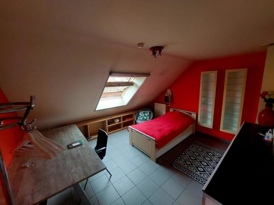 Chambre 4 studentenkamers in ons groot huis image 1