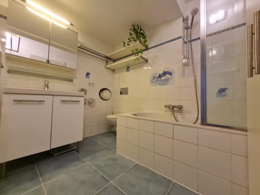 Chambre KOT CHEZ L'HABITANT dans une grande maison calme avec jardin image 4