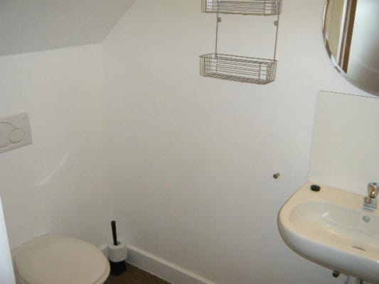 Kamer Gezellige, ruime studio in authentiek en rustig gebouw op de derde verdieping foto 1