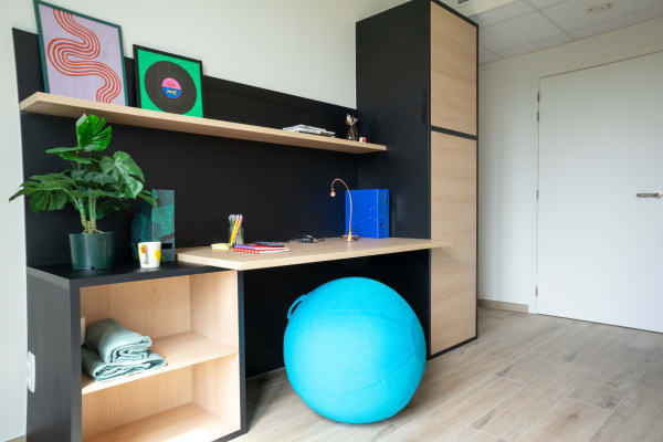 Sala Room van 16m² imagem 1