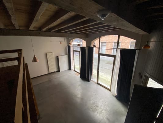 Studio Authentieke studio met mezzanine image 1