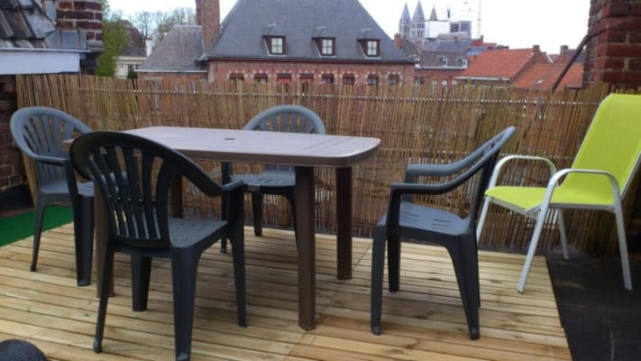 Sala Een prima kot in Doornik van 20m² aan € 525 per maand imagem 1