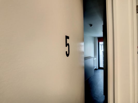 Sala Gemeubelde studentenkamer in Mechelen centrum imagem 1