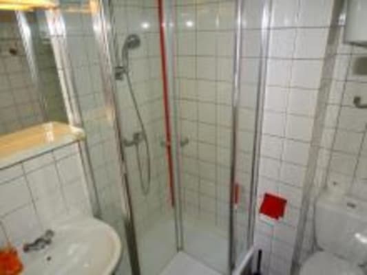 Studio Furnished studio - single bed with own kitchen and bathroom (min. 3 months) Immagine 2