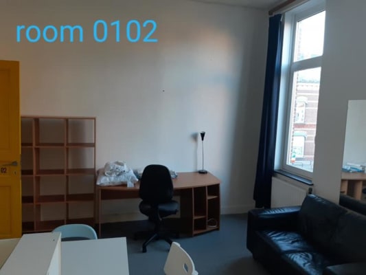 Kamer Frederik Lintsstraat 85 foto 2