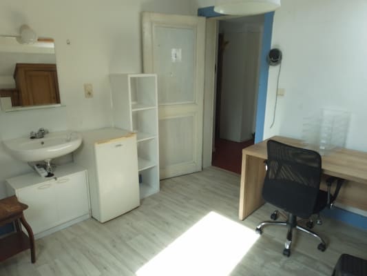 Sala kot a louer à gembloux au calme et près de tout imagem 2