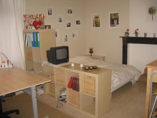 Studio Studio avec salle de bain et cuisine personnelles pour étudiant(e) image 1
