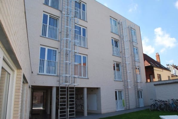 Room Nieuwe hippe studentenkamers met private badkamer image 3