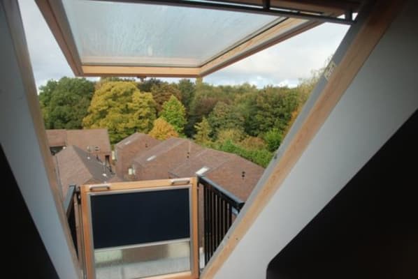Studio Dakstudio met eigen zonnig terras foto 3