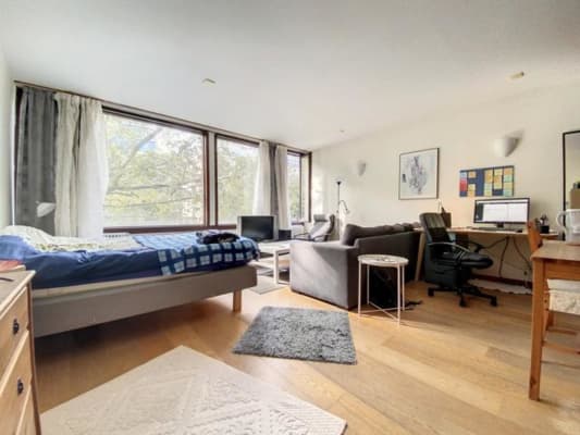 Studio Studio for rent in Av. Louise , Bruxelles Bild 2