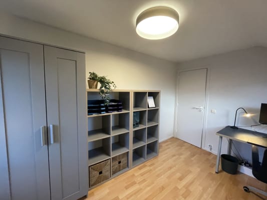 Sala Kot de 12m² - 15 min de LLN imagem 2
